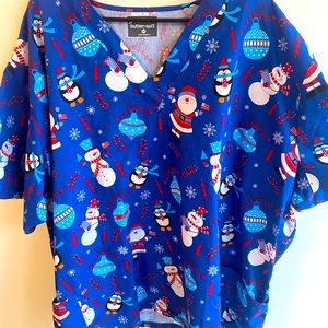 5xl scrub top